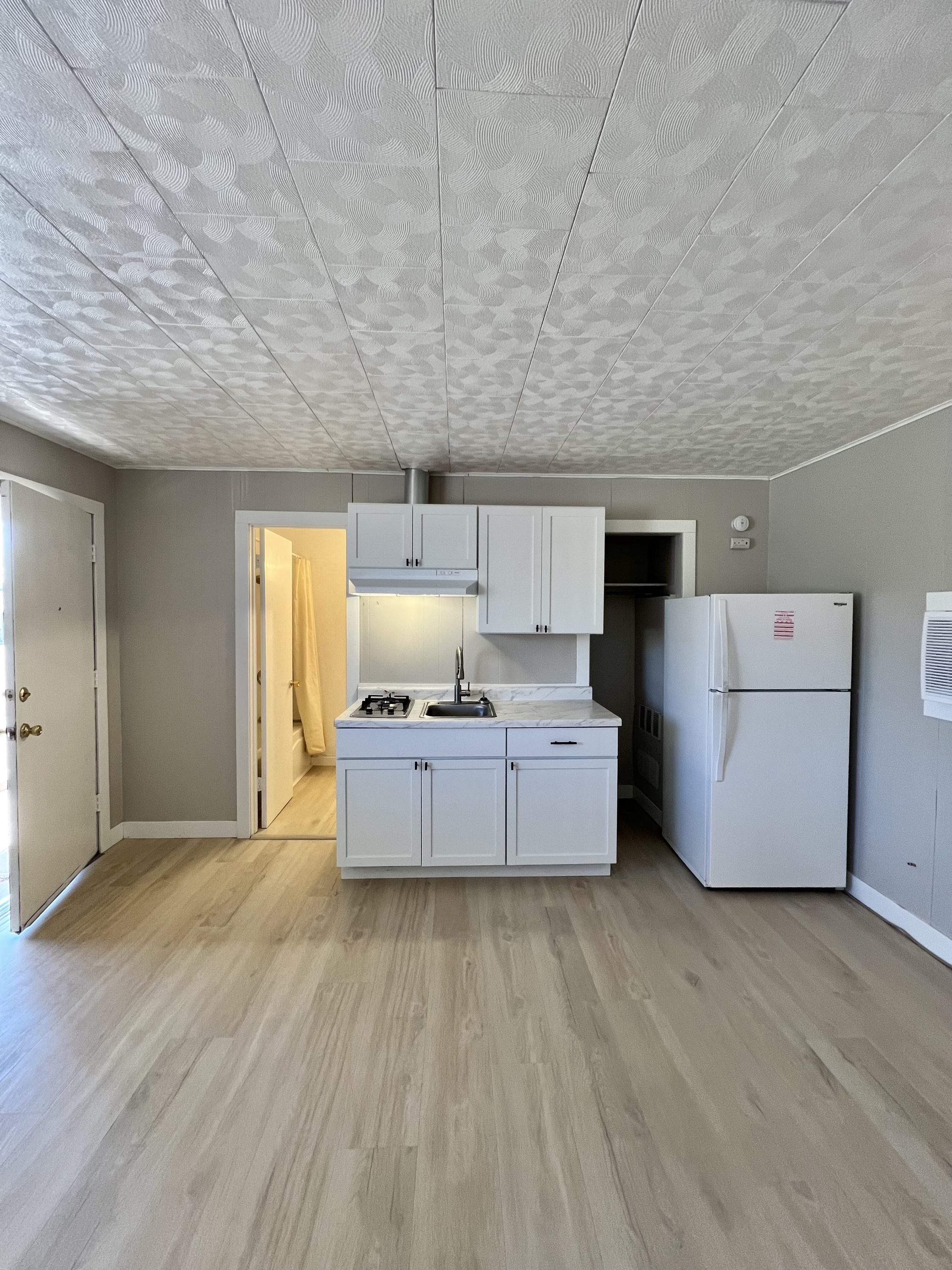 219 West Converse Street - 12